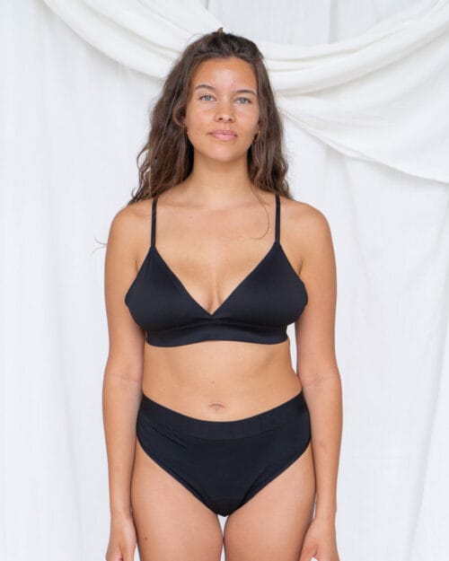 Voorkant van Comfy  High-waist String - Menstruatie Ondergoed